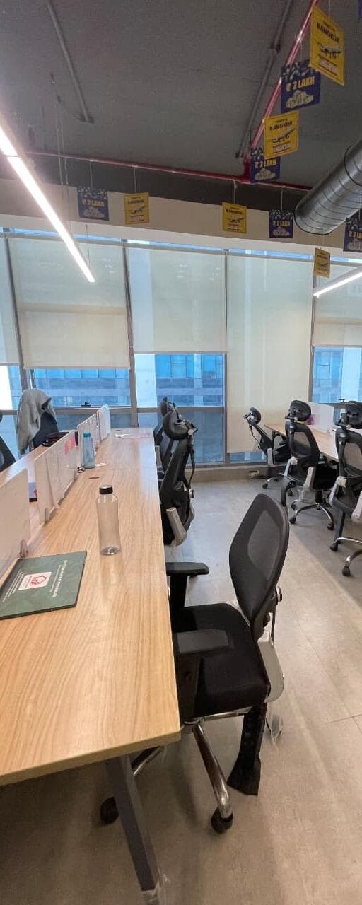 Office space  in Noida sector-63 - View 3