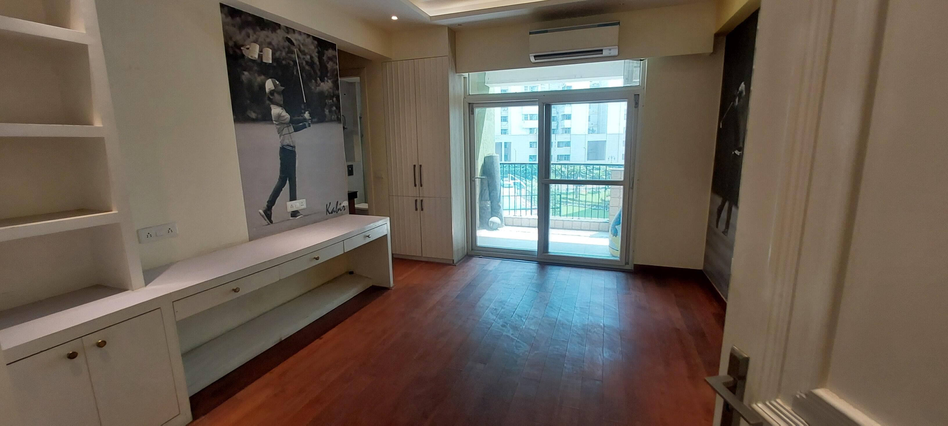 4BHK IN Apartment in Noida Sector-108 - View 4