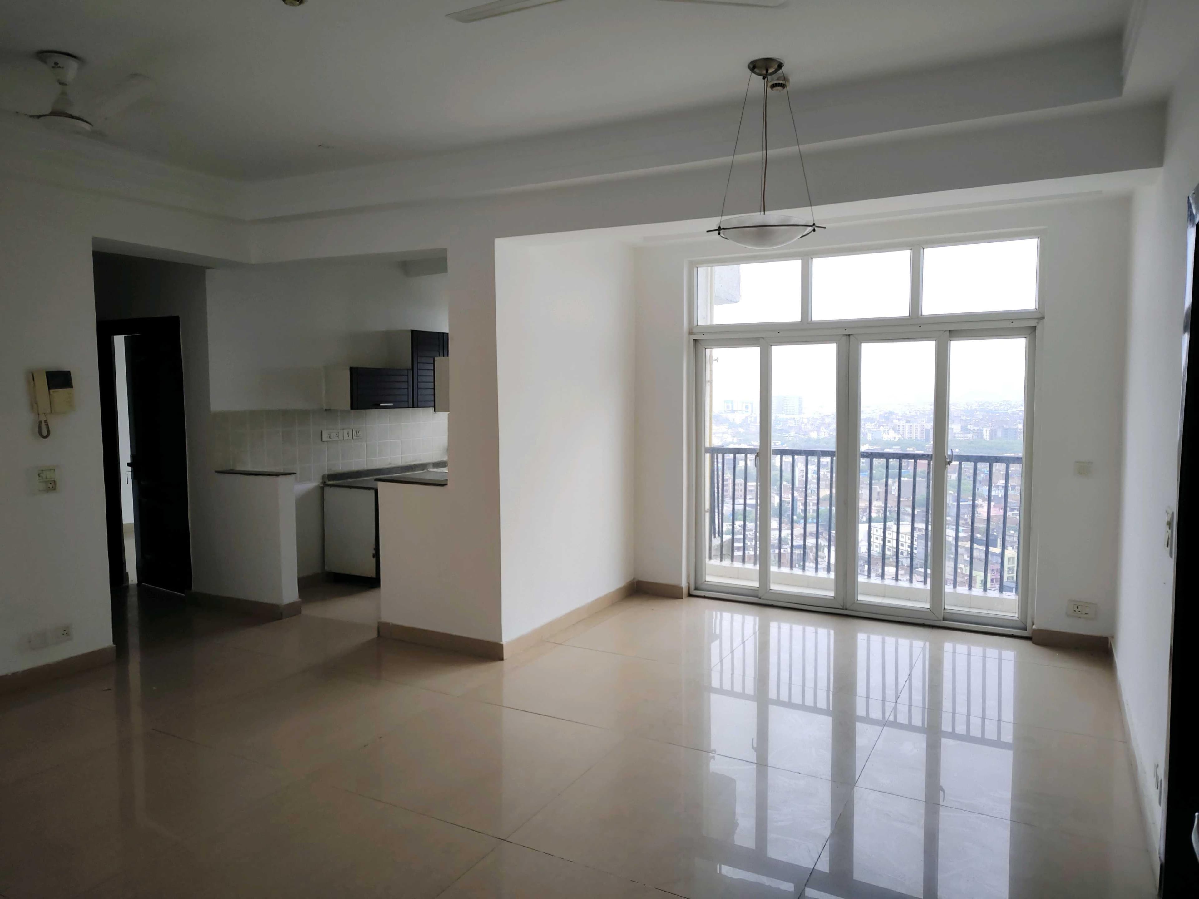 4BHK APARTMENT in NOIDA SECTOR-119 - View 2
