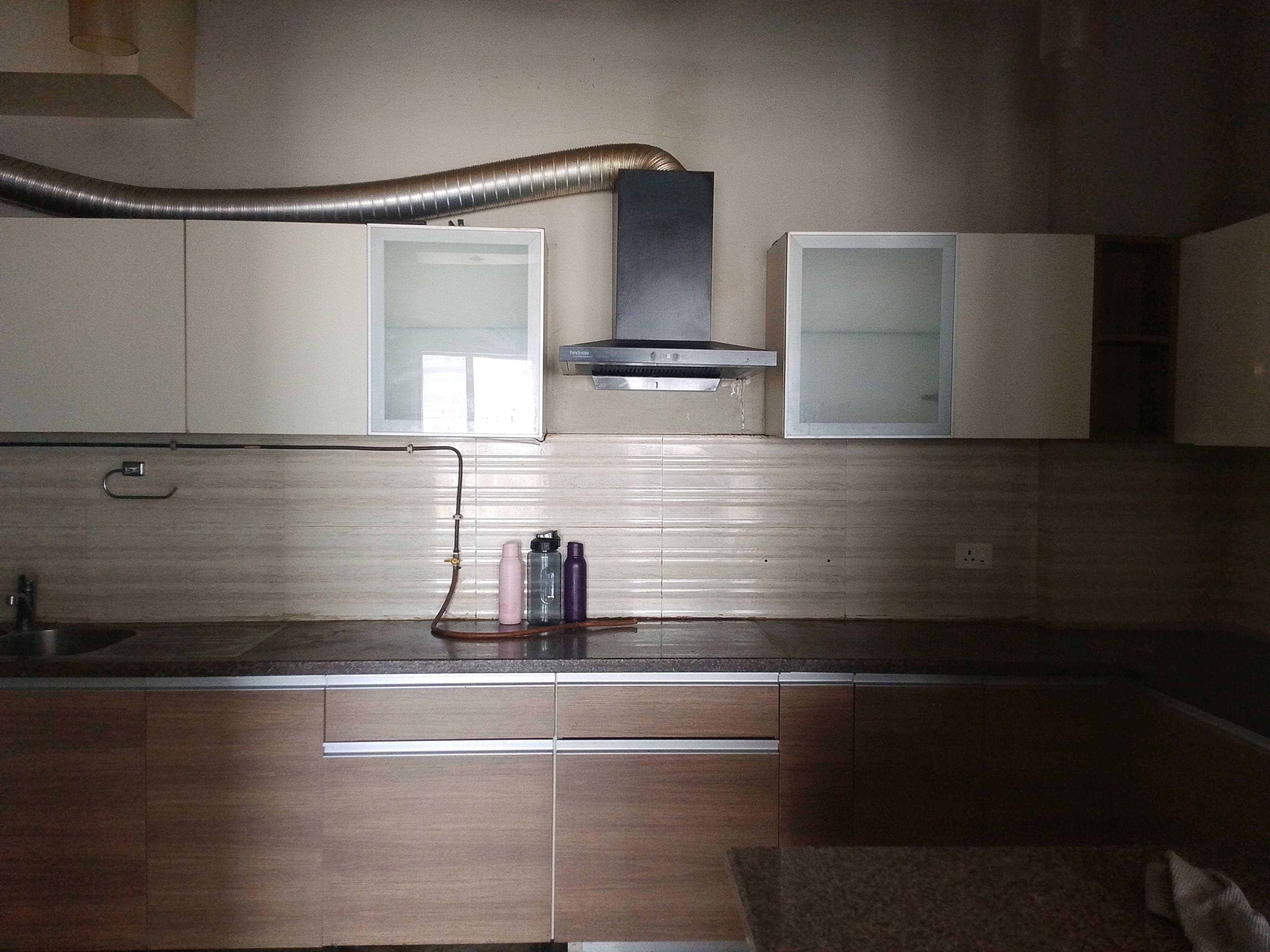 2bhk apartment  in noida sector-132 - View 2