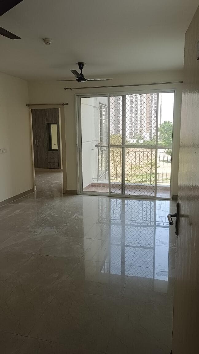 2bhk in Noida Sector-151 - View 2