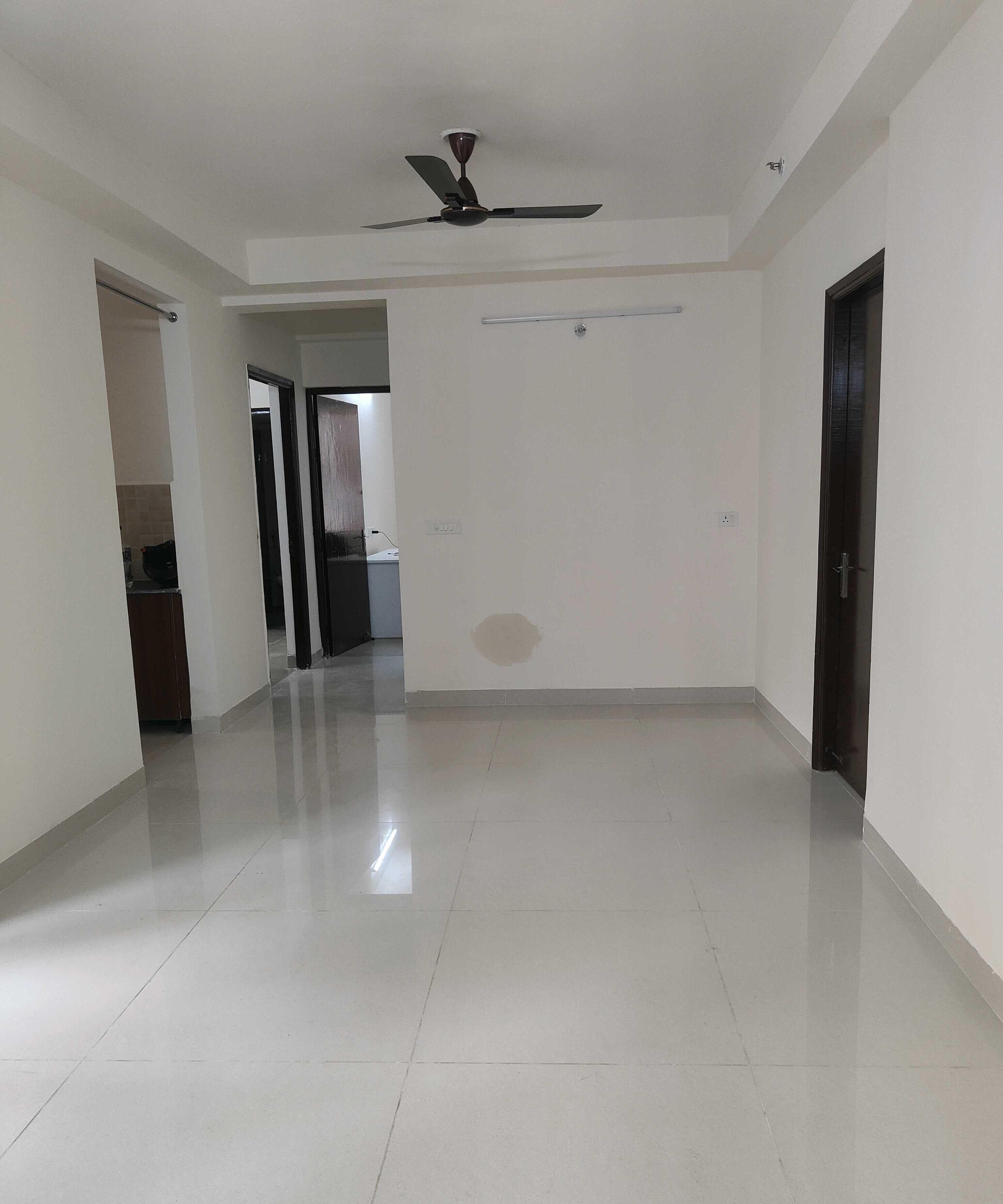 3BHK FOR SALE  in NOIDA SECTOR-107,SUN WORLD NOIDA  - View 2