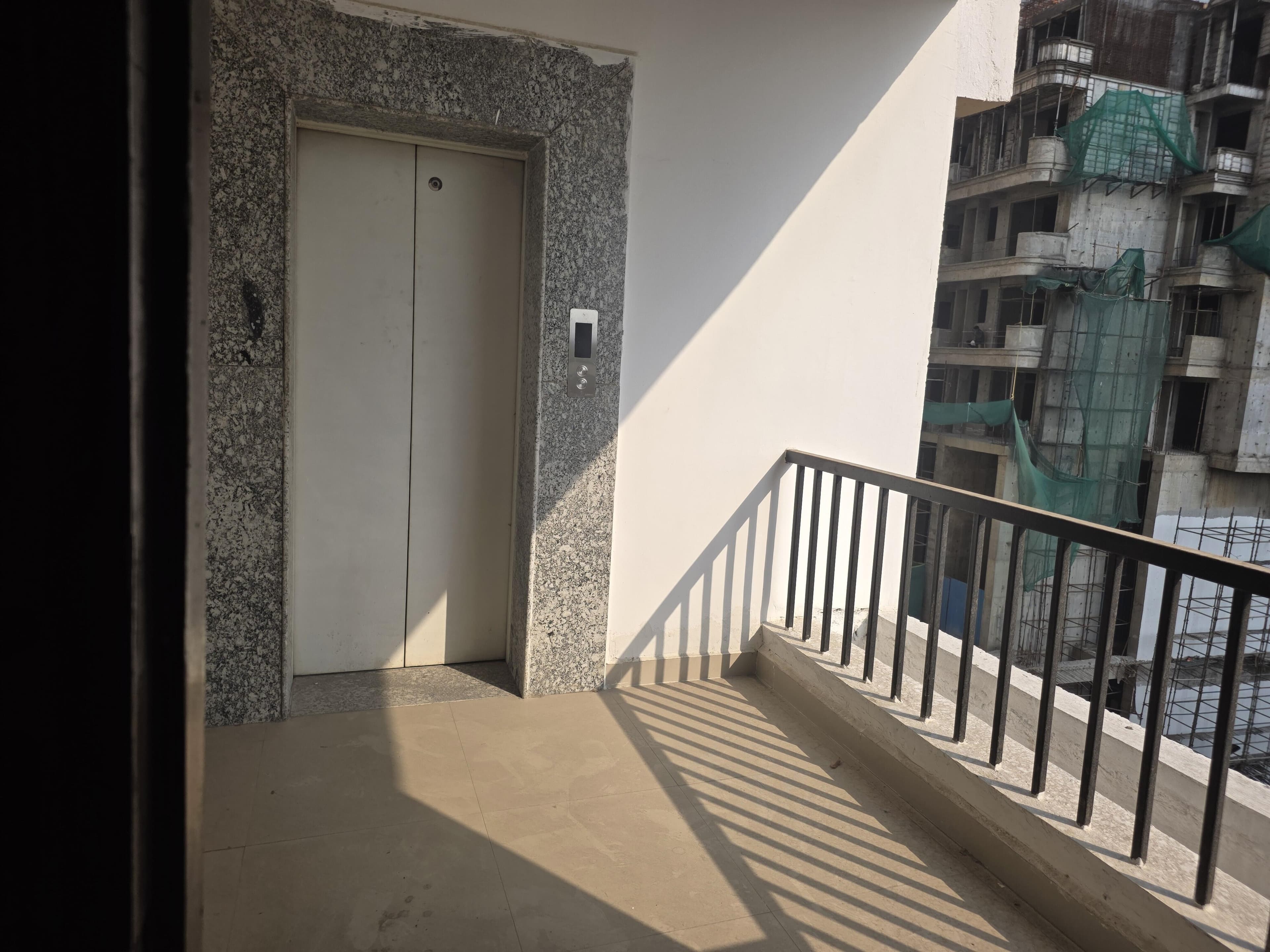 3bhk  in noida sector-107 - View 3