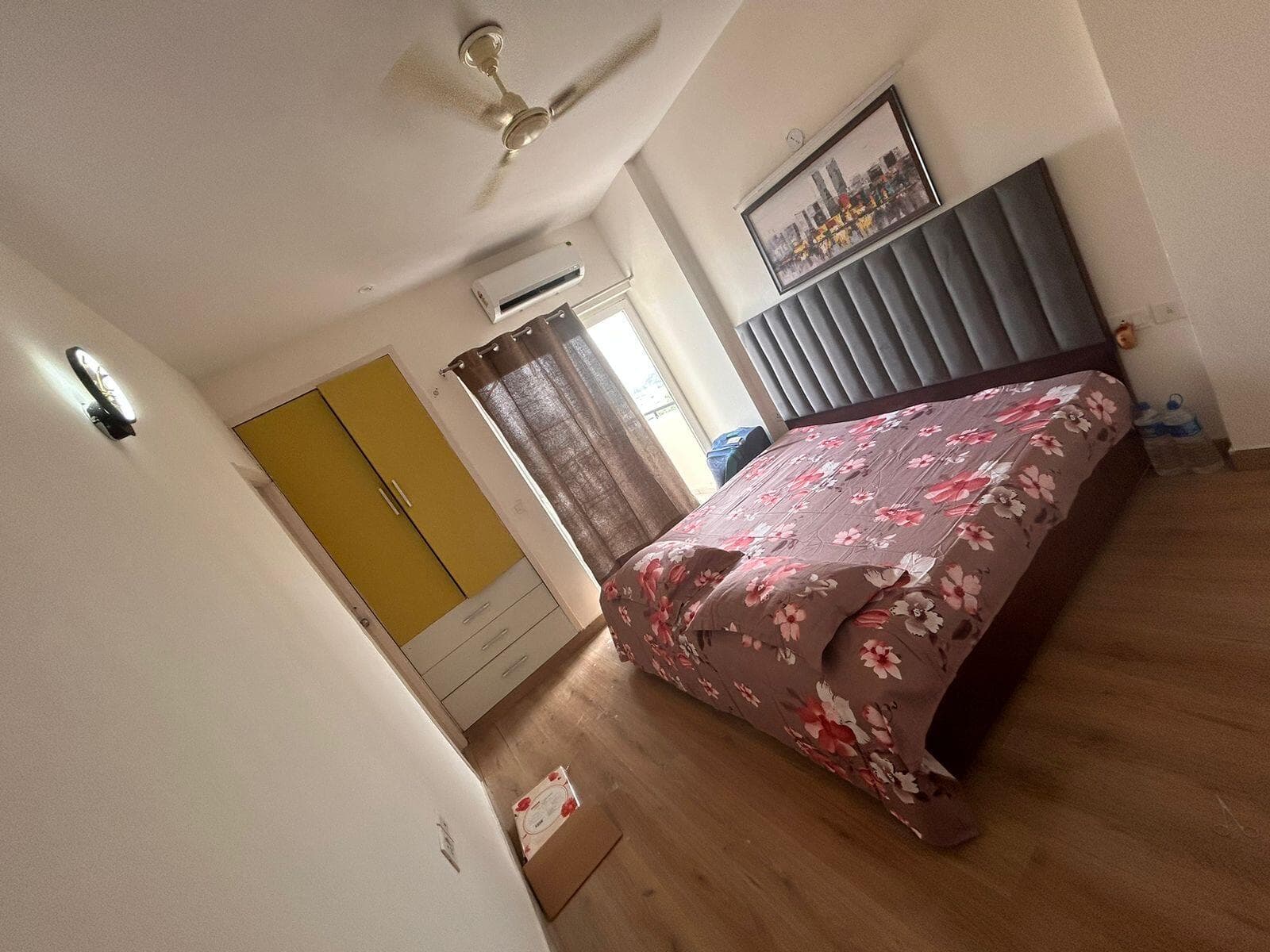 4BHK FOR SALE in GURGAON, ,SECTOR-57 - View 2