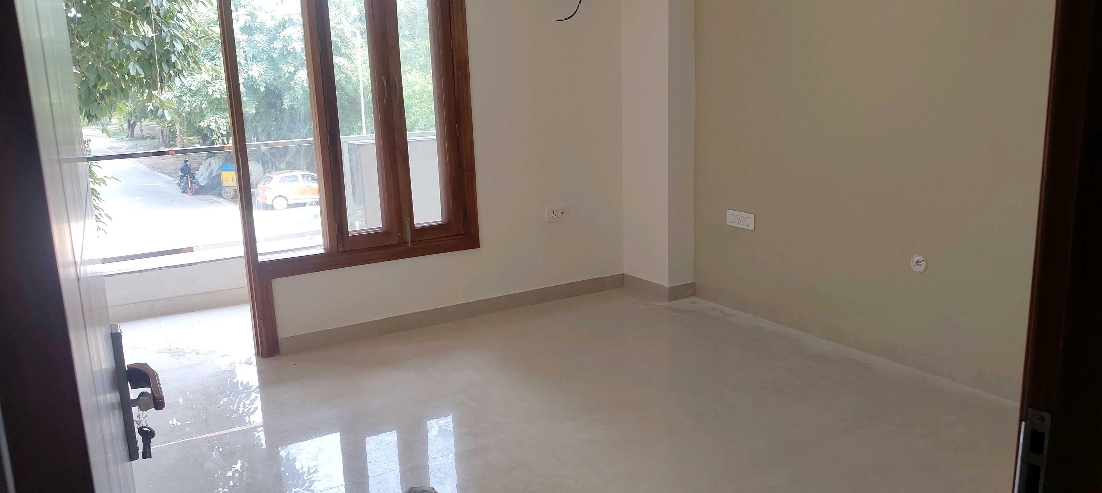 3BHK  in LA GALAXIA GREATOR NOIDA  - View 2