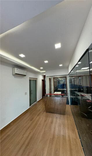 SHOP  in NOIDA SECTOR-63 - View 2