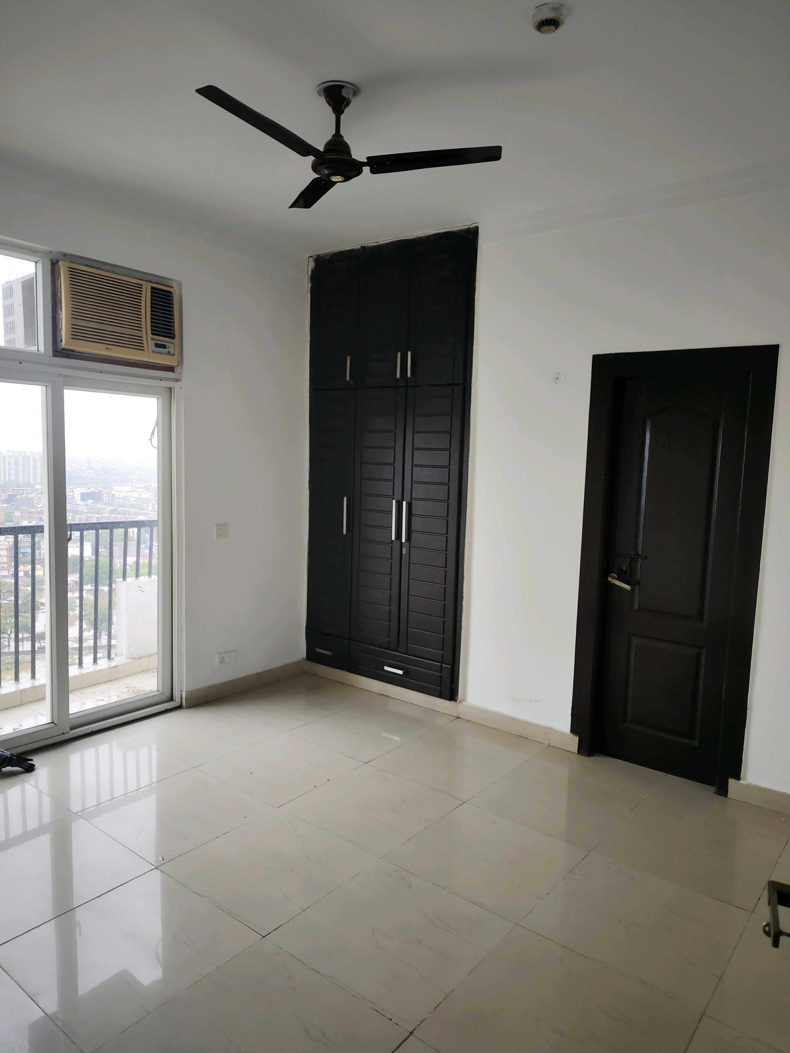 3BHK in Noida Sector-119 - View 2