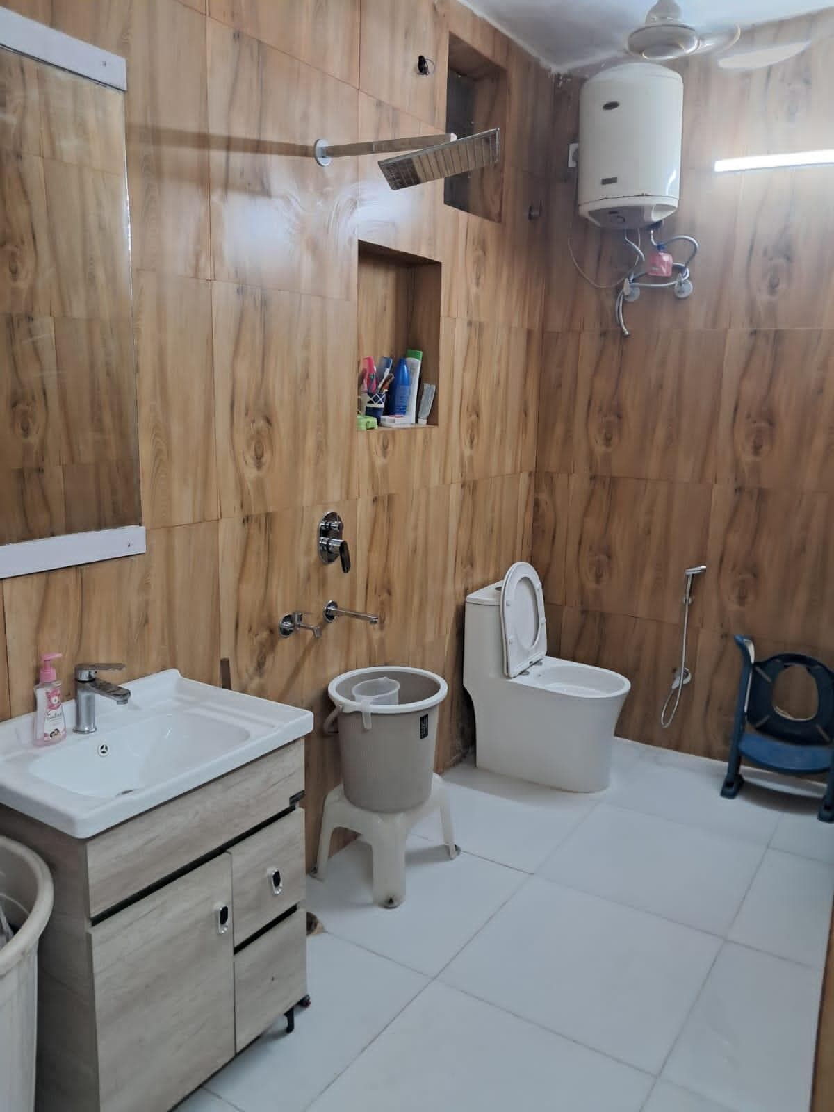 2BHK+STUDY in 11TH AVENUE ,GC-2 - View 2
