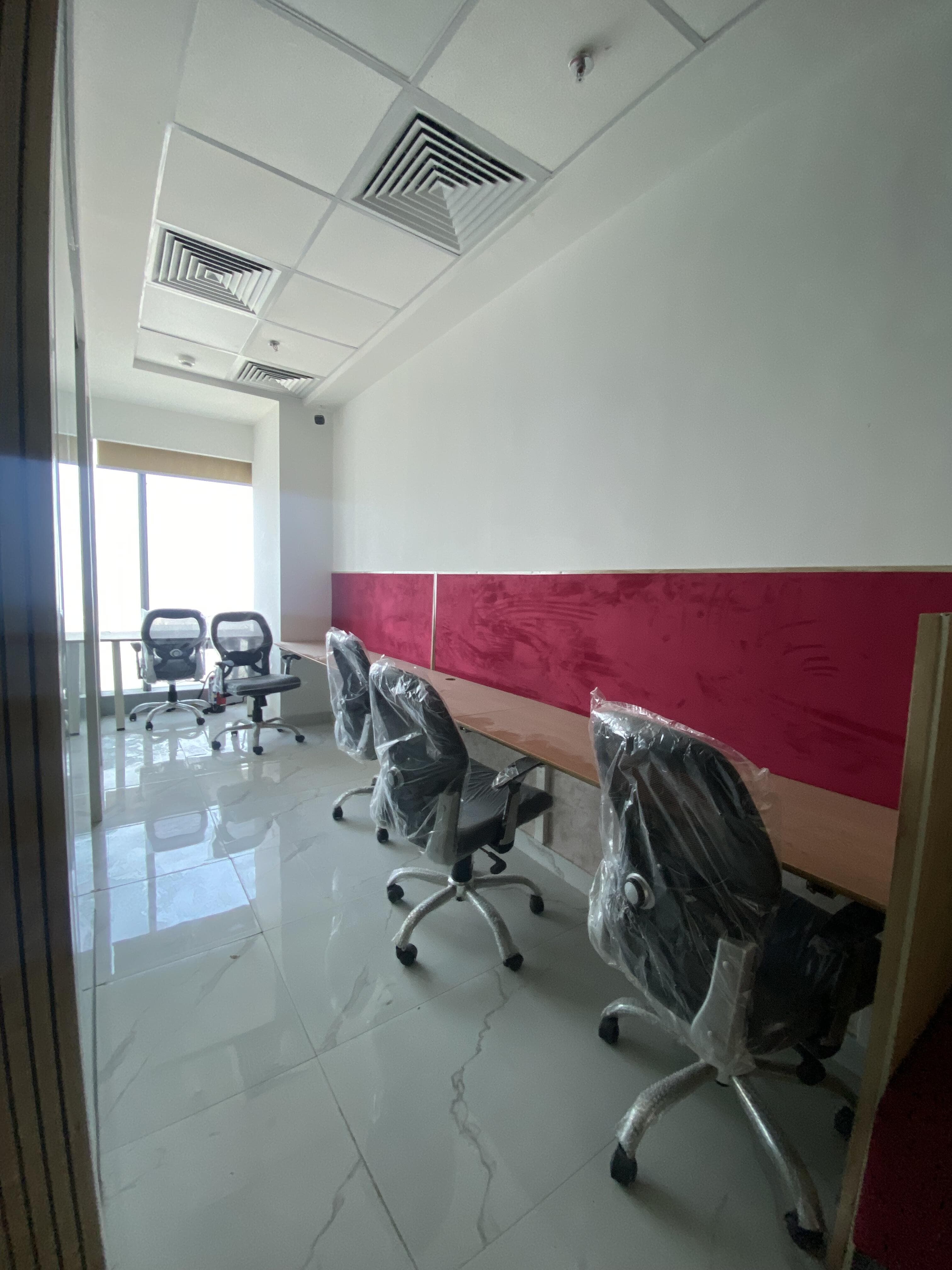 OFFICE SPACE in NOIDA SCETOR-57 - View 3